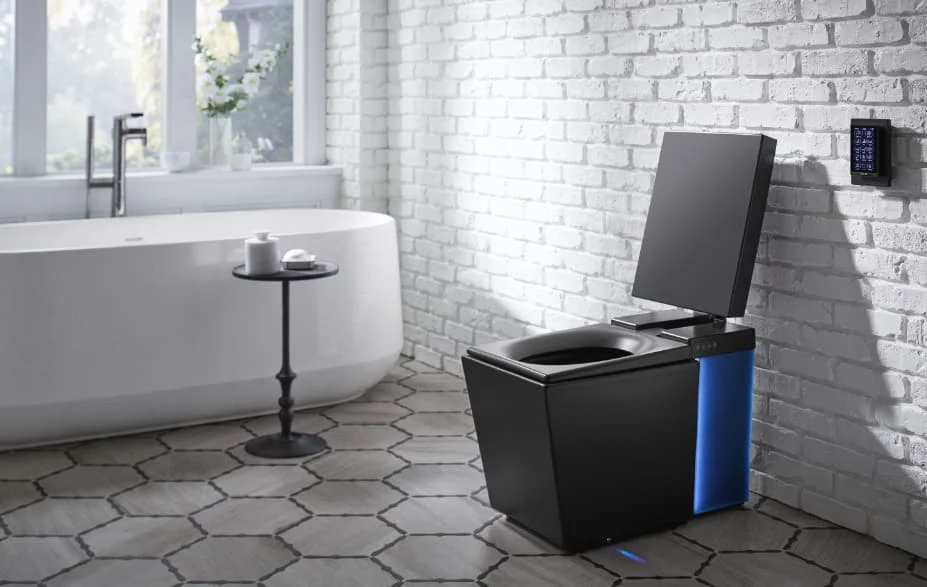 Bồn cầu điện tử màu đen Kohler