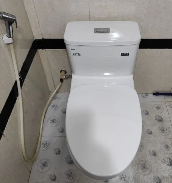 Bồn cầu Inax AC-969 tại nhà khách hàng