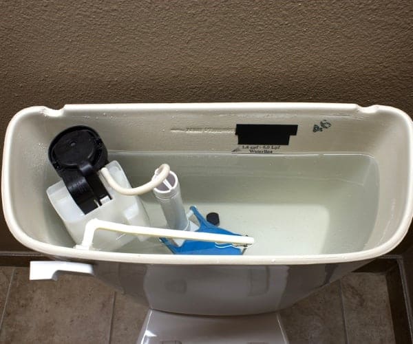 Bồn cầu không bơm nước