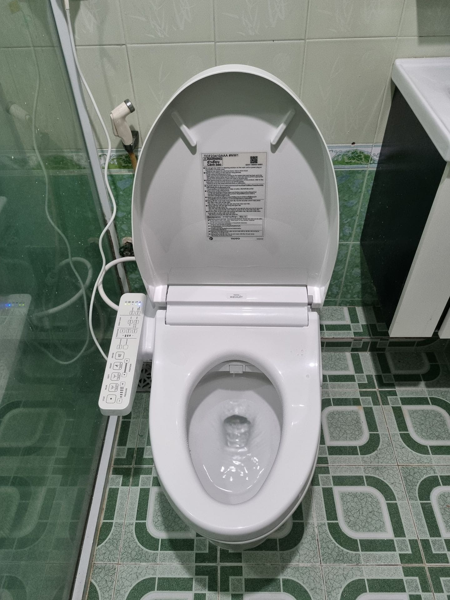 Bồn cầu TOTO có đáng tiền không?