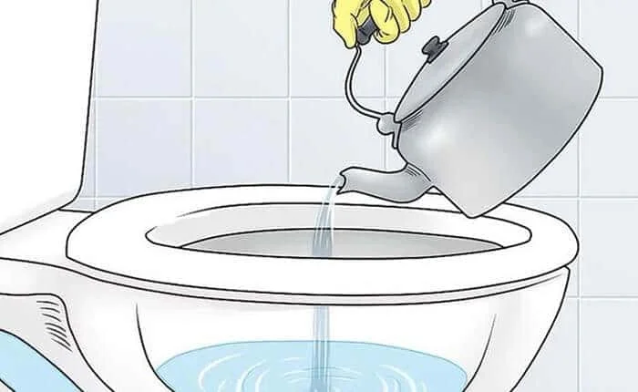 cách thông bồn cầu bằng nước nóng