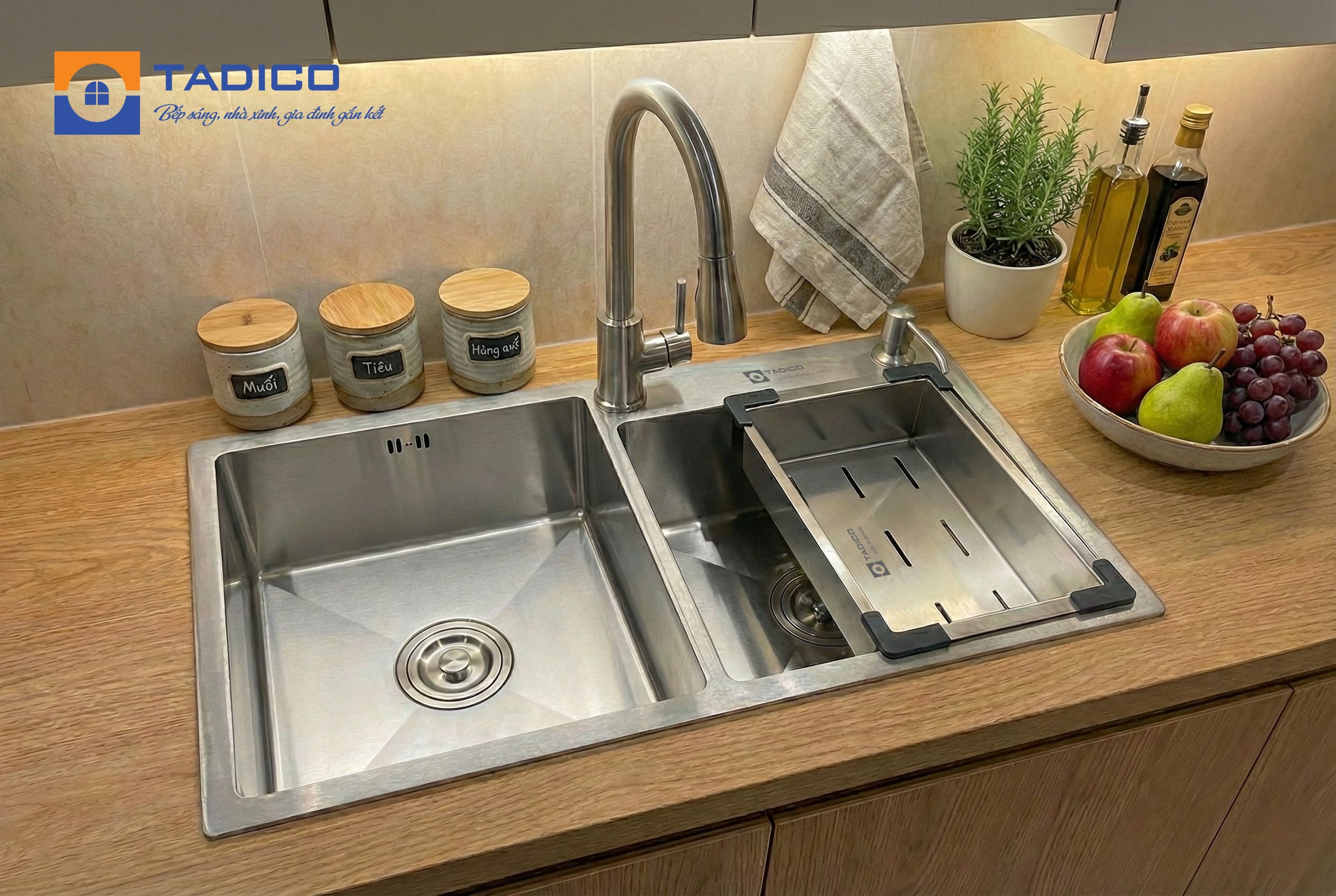 Chất liệu quyết định độ bền – Ưu tiên Inox 304 chính hãng