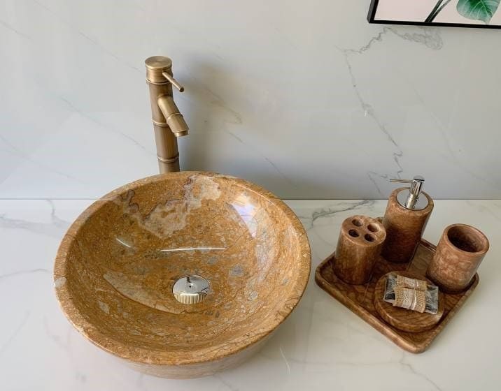 Chậu đá tự nhiên tại Luxbath