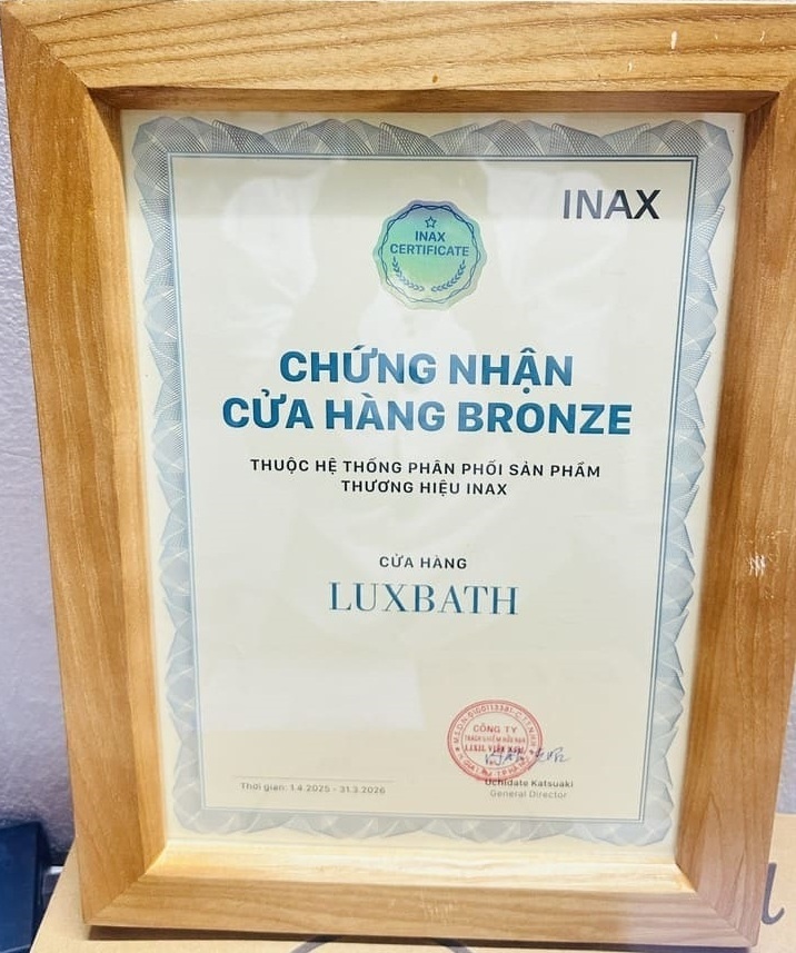 Chứng nhận cửa hảng Bronze hệ thông phân phối sản phẩm thương hiệu Inax