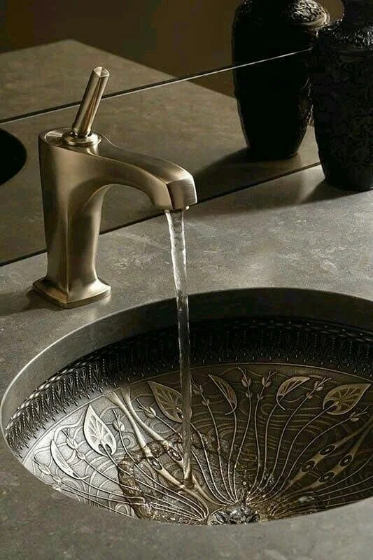 Lavabo cổ điển
