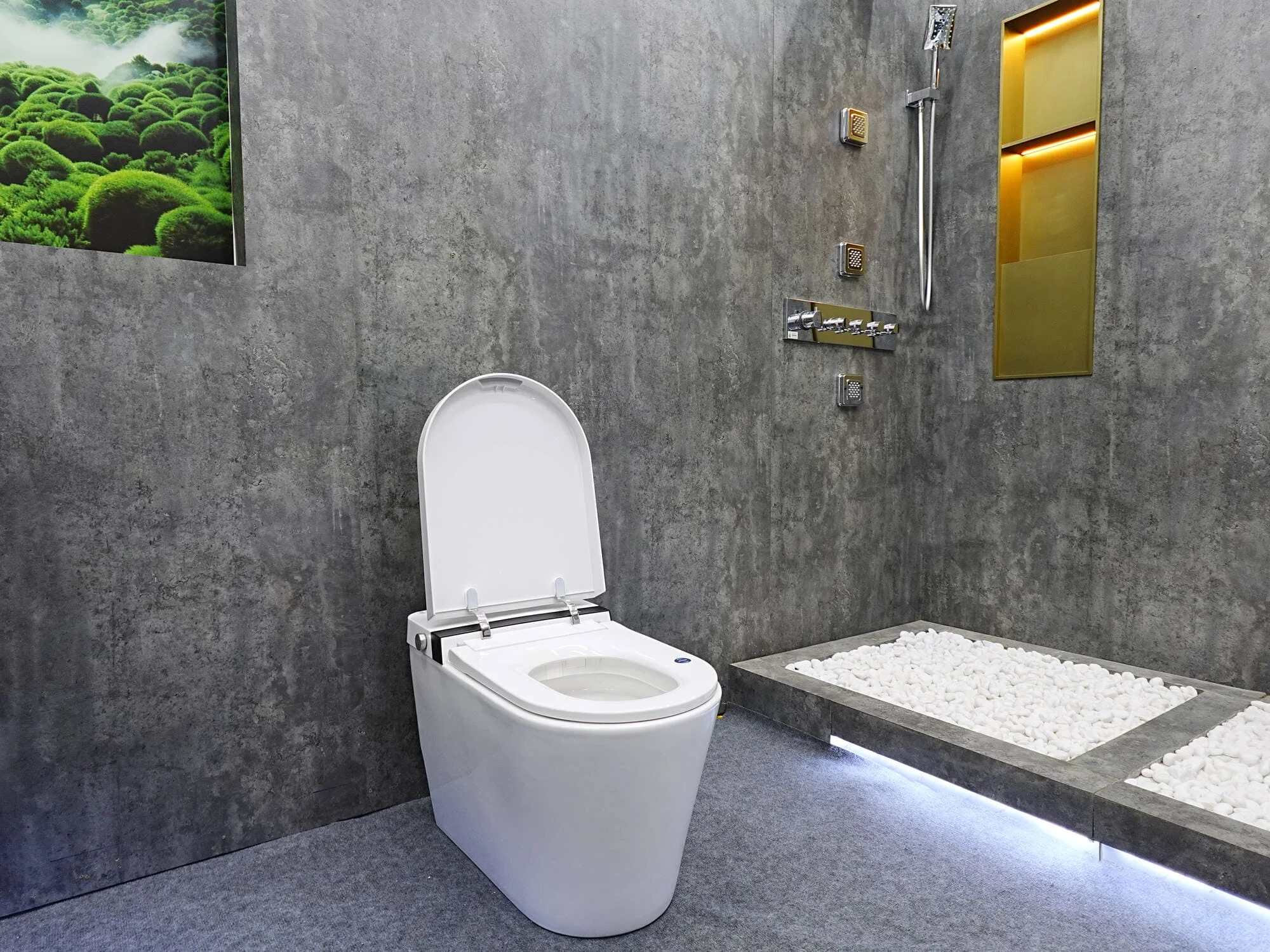 Thiết bị vệ sinh Huge có tốt không?