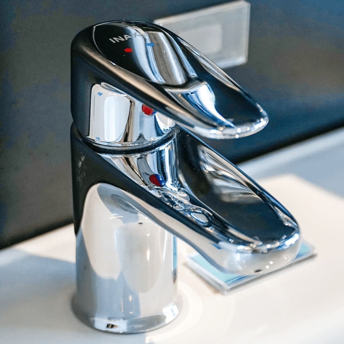 Công nghệ nổi bật của vòi lavabo inax