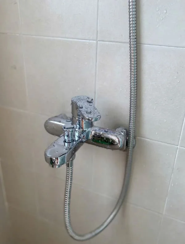 Hình ảnh thực tế sen vòi Hàn Quốc tại nhà khách hàng