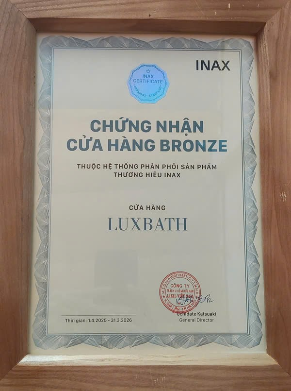 Lựa chọn cửa hàng chính hãng 