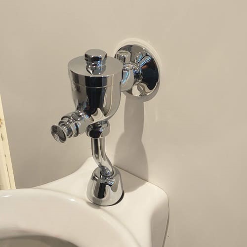  Mẹo sử dụng và bảo quản van xả tiểu nhấn