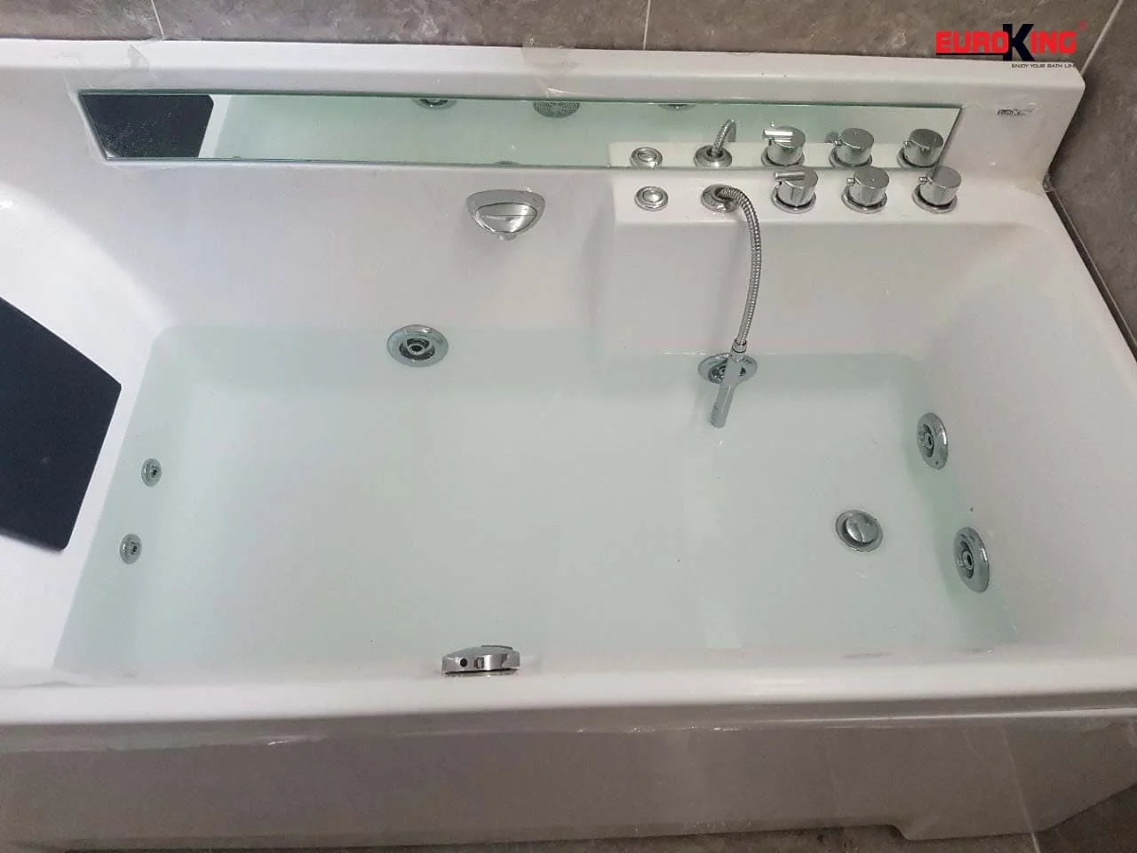 Bồn tắm MASSAGE Euroking EU–6153