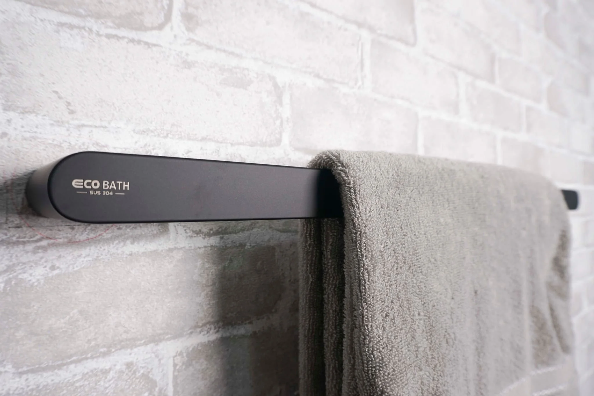 Vật liệu cao cấp – Bền bỉ với thời gian và môi trường ẩm ướt