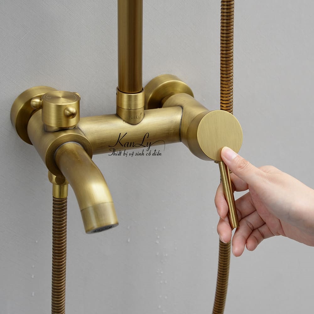 Vòi sen tắm bằng đồng