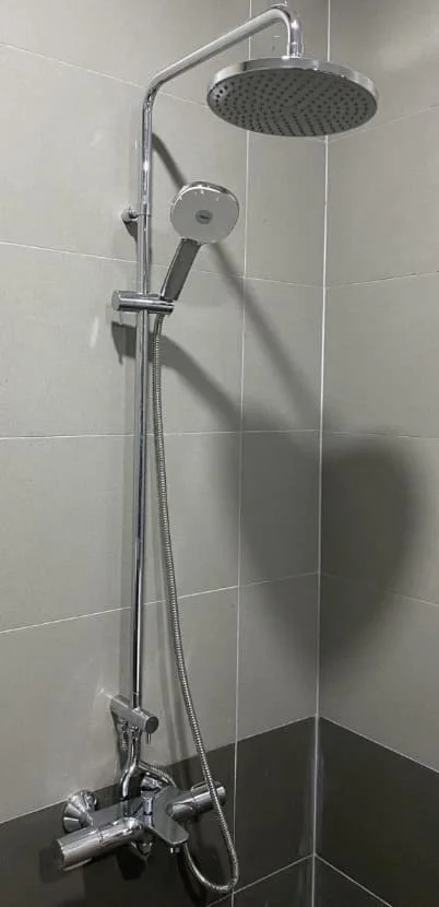 Sen tắm cây dứng Inax BFV-3415T tại nhà khách hàng