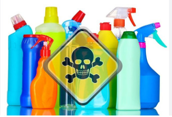 Sử dụng sai loại hóa chất tẩy rửa