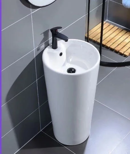 Sứ vệ sinh có bề mặt dễ làm sạch