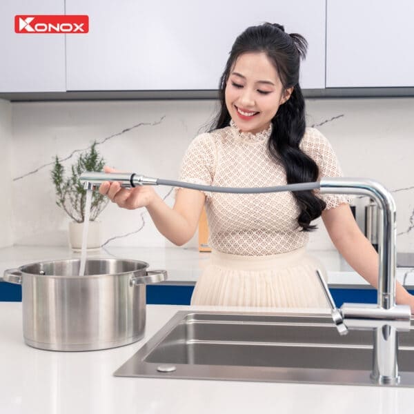 Tại sao nên mua vòi rửa bát tại Luxbath