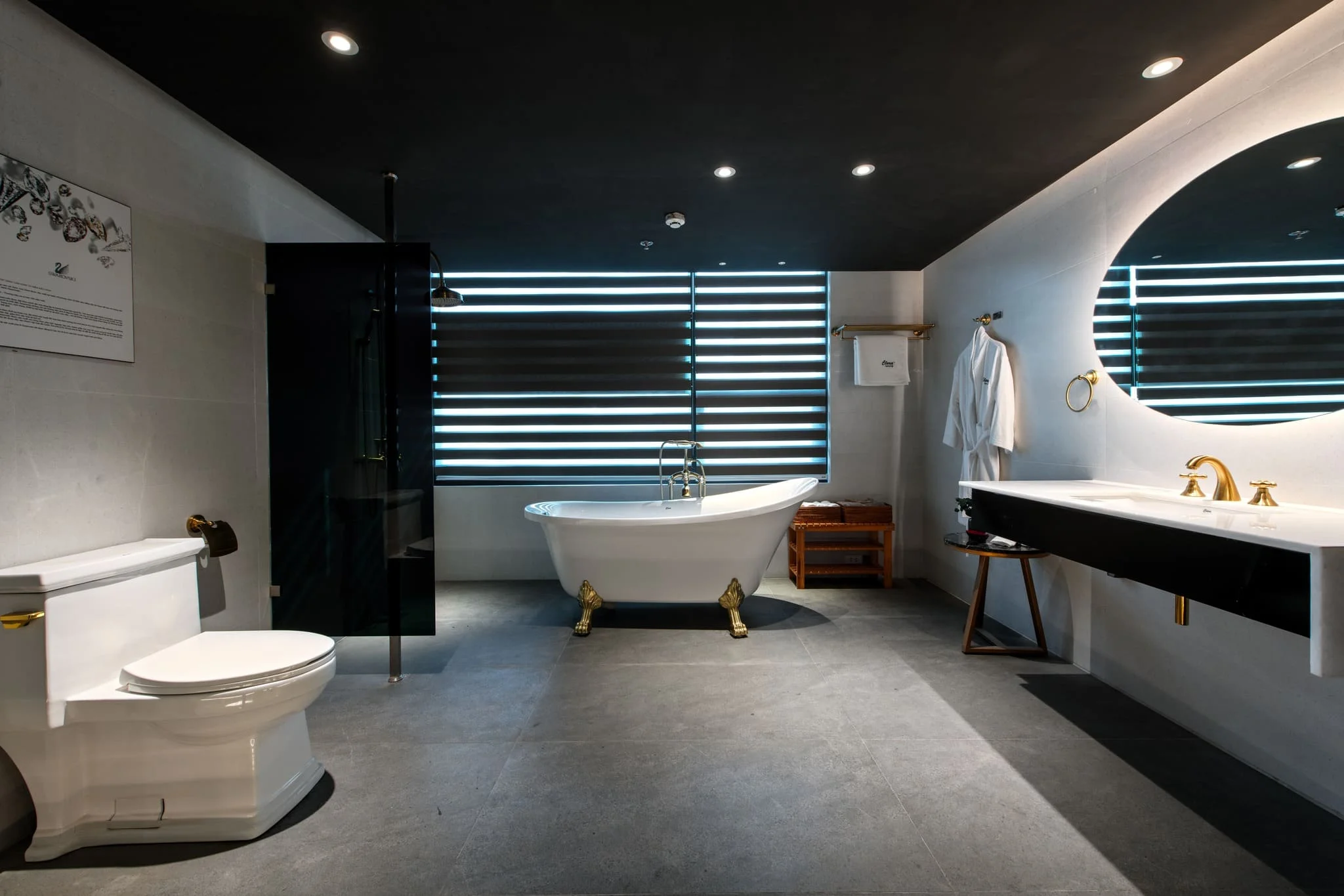 Bồn tắm Clara chính hãng giá rẻ tại Luxbath