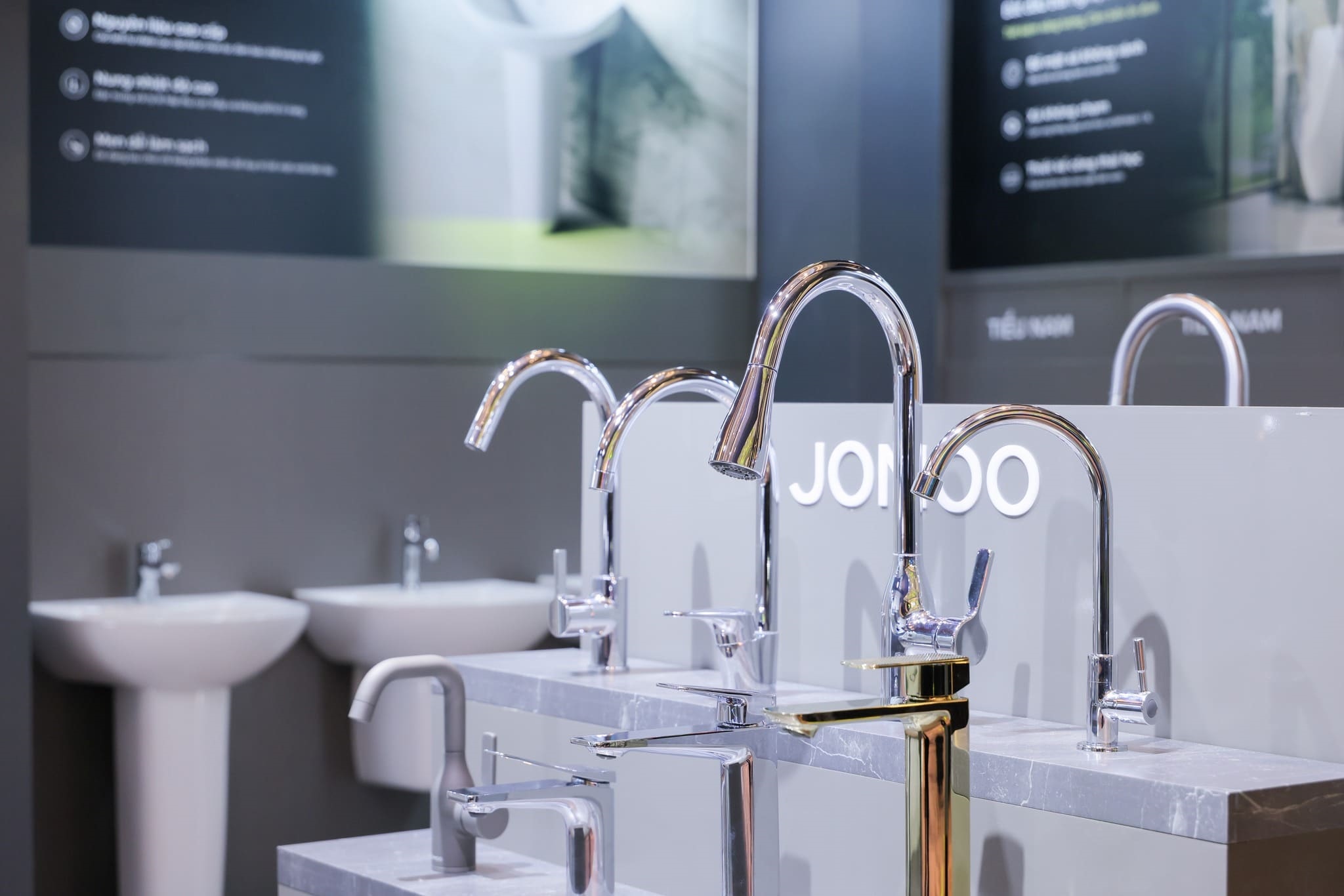 Thiết bị vệ sinh JOMOO thuộc phân khúc nào?