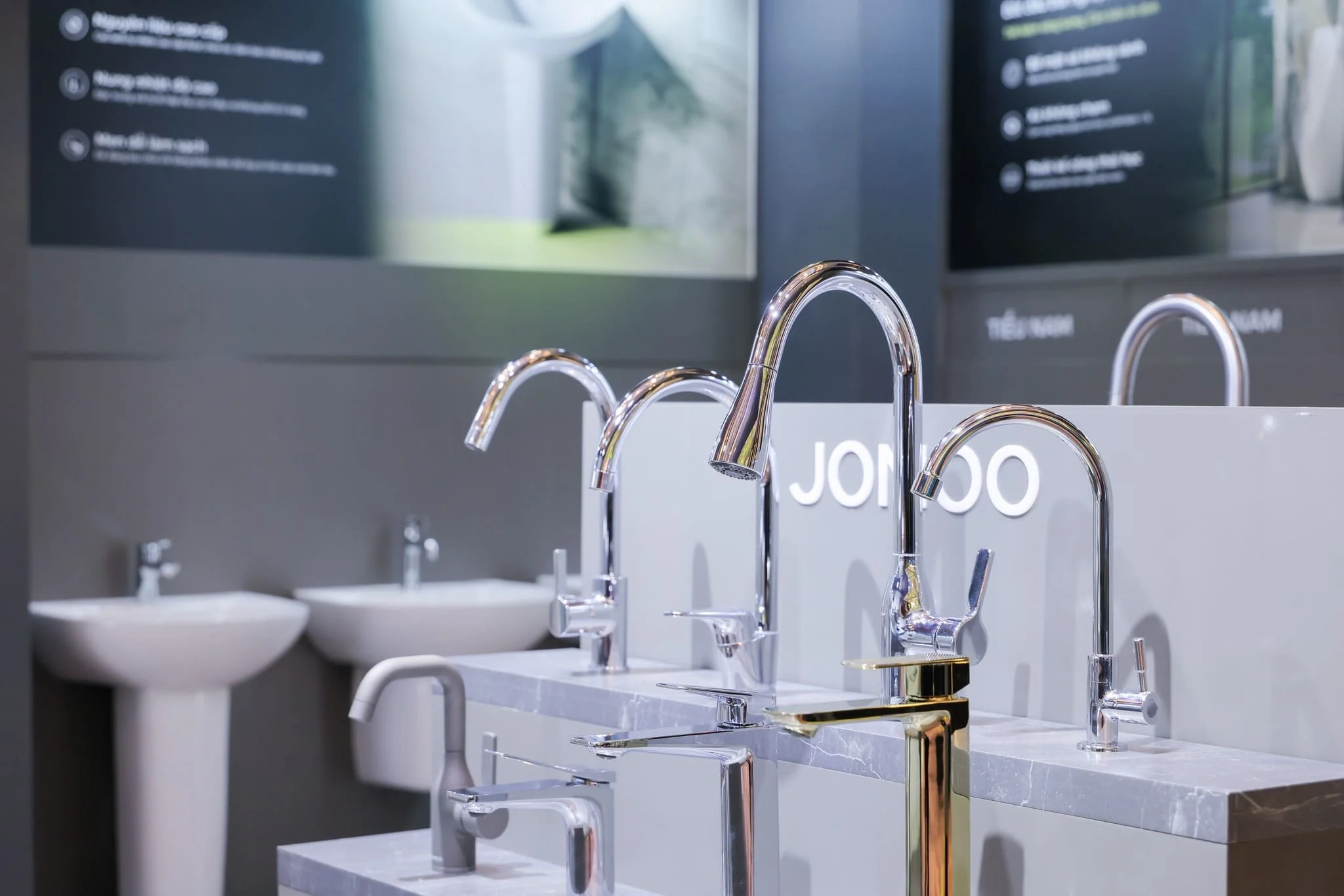 Thiết bị vệ sinh JOMOO thuộc phân khúc nào?