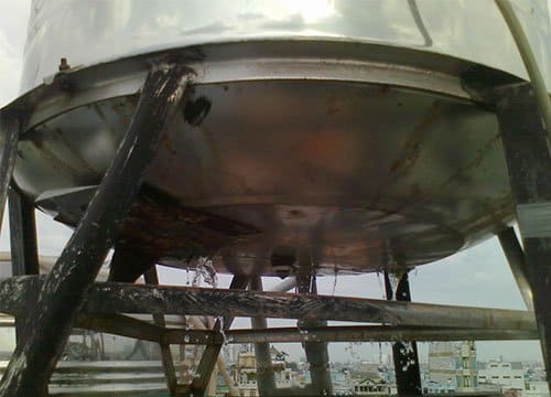 Tình trạng bồn nước bị rỉ