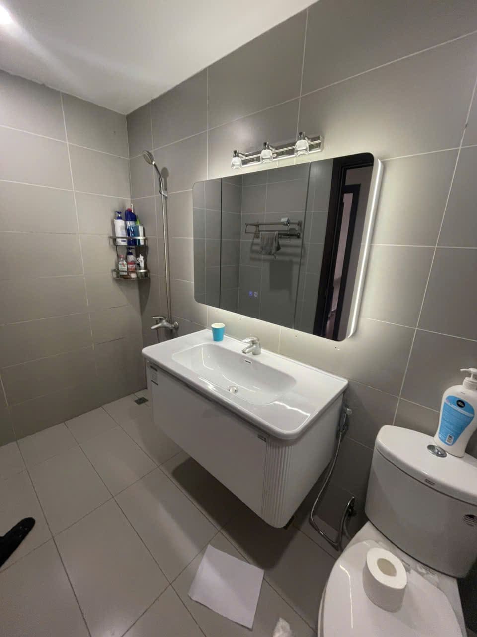 Tủ chậu nhựa PVC Mowoen tại nhà khách hàng 