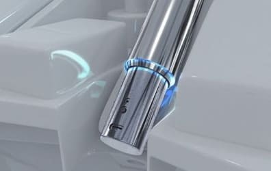 Tự động vệ sinh que rửa nắp bồn cầu điện tử Kohler