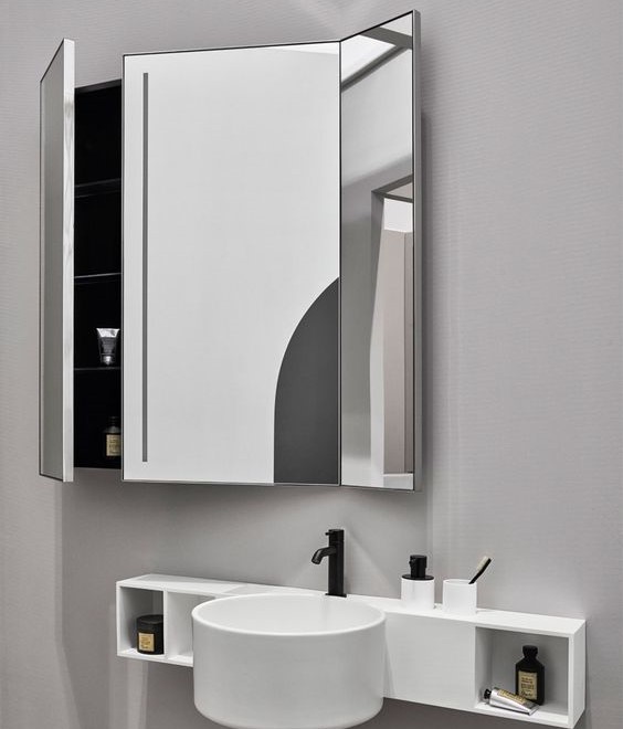 Tủ gương màu bạc