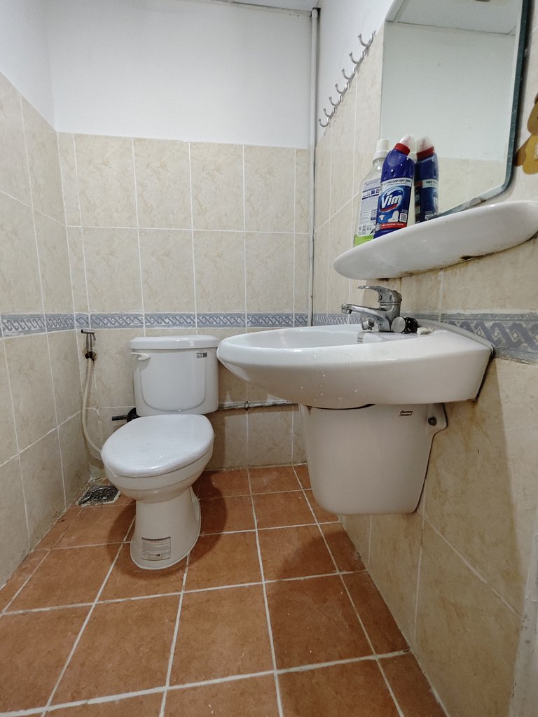 ưu điểm của bồn cầu thoát ngang 