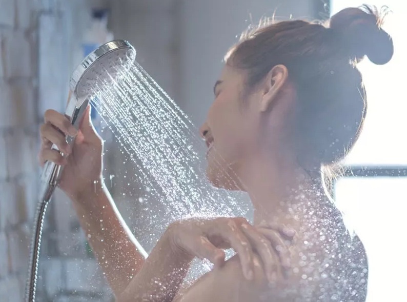 Vai trò của sen tắm trong phòng tắm