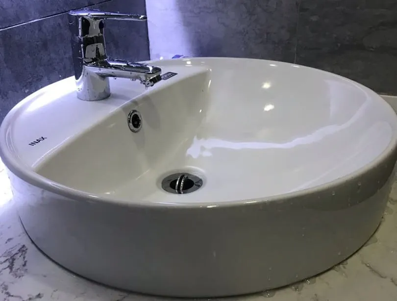 Vì sao nên chọn chậu bàn đá Inax?