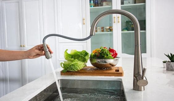 Vòi bếp dây rút 