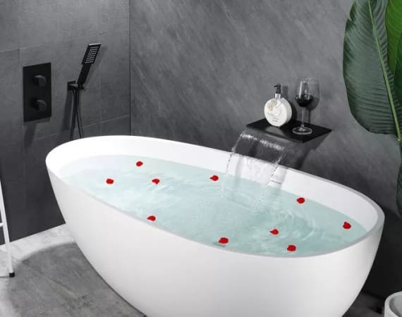 Vòi bồn tắm chính hãng giá rẻ tại luxbath 