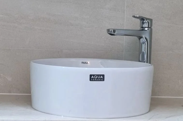 Vòi chậu inax LFv-1402SH