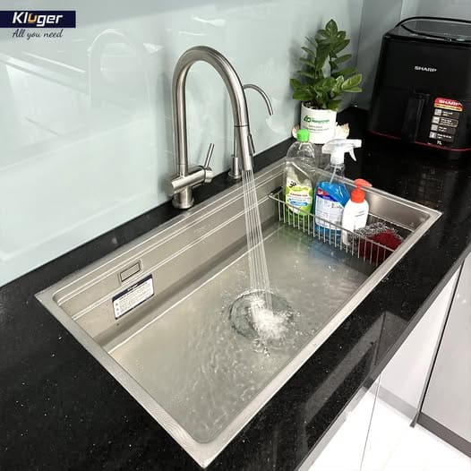 Vòi chậu Kluger thực tế tại nhà khách