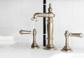 Vòi chậu Kohler thiết kế tân cổ điển