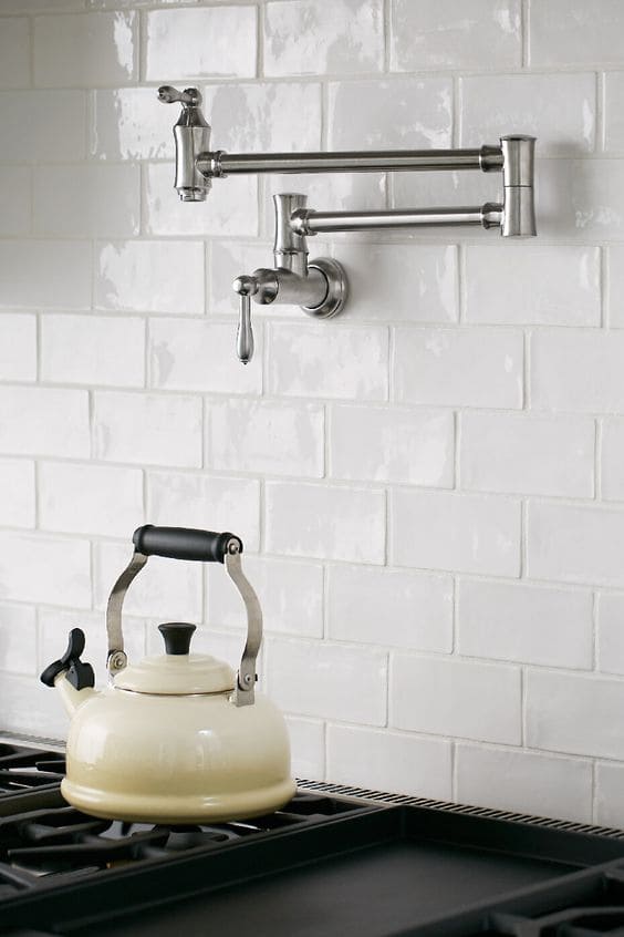 Vòi tiếp nước cho bếp gắn tường