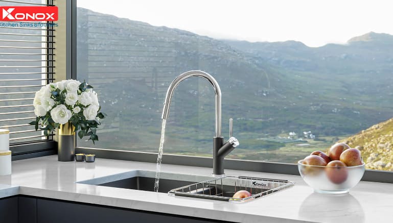 Vòi rửa bát cần cứng Konox 