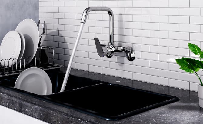 Vòi rửa bát gắn tường Caesar K535C