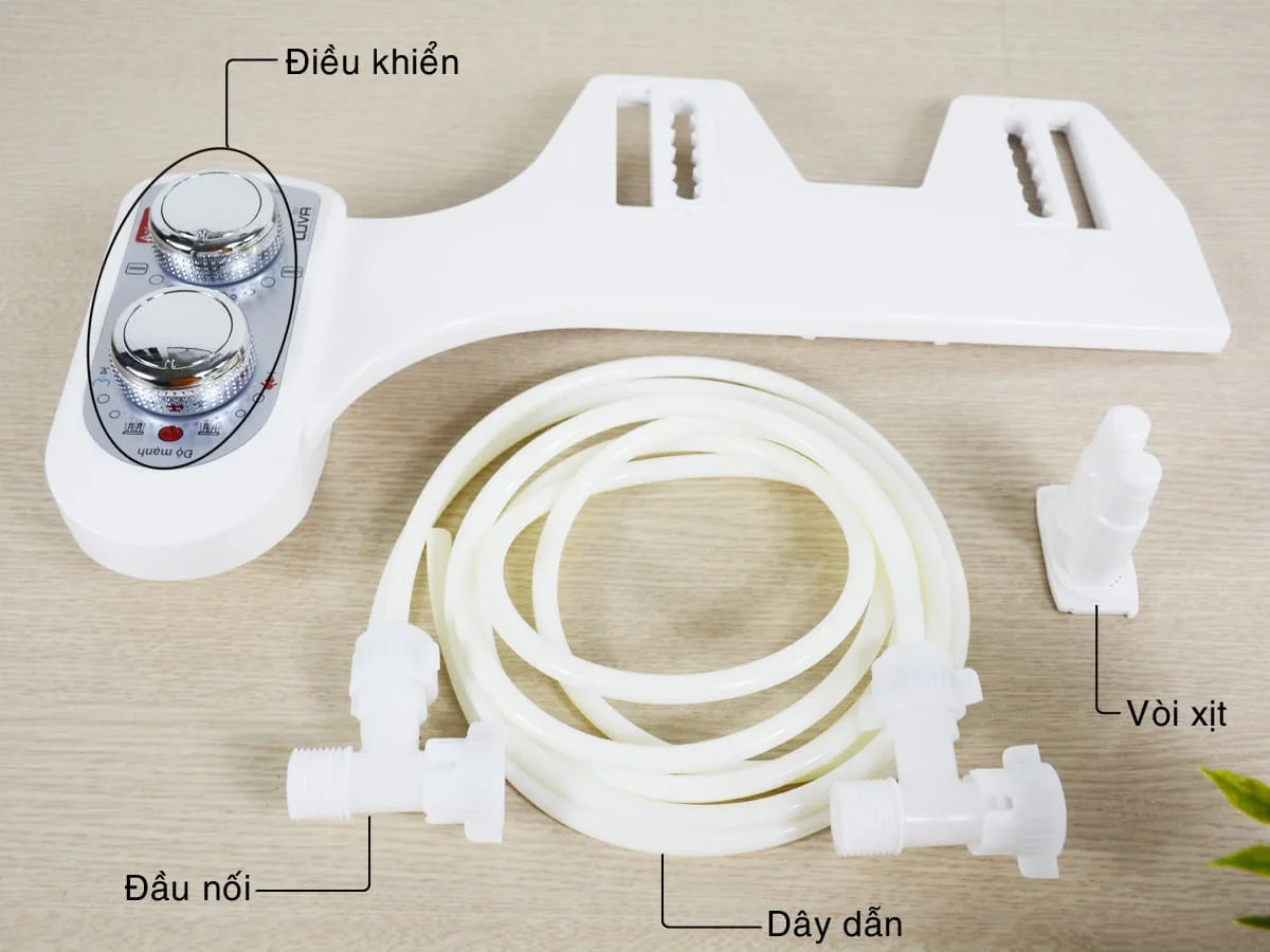 voi-rua-ve-sinh-thong-minh-luva-bidet-lb202