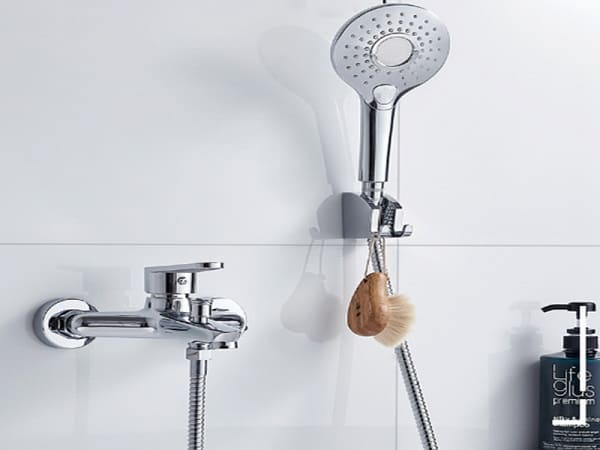 vòi sen cầm tay kéo dài