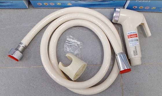 Vòi xịt toilet Picenza